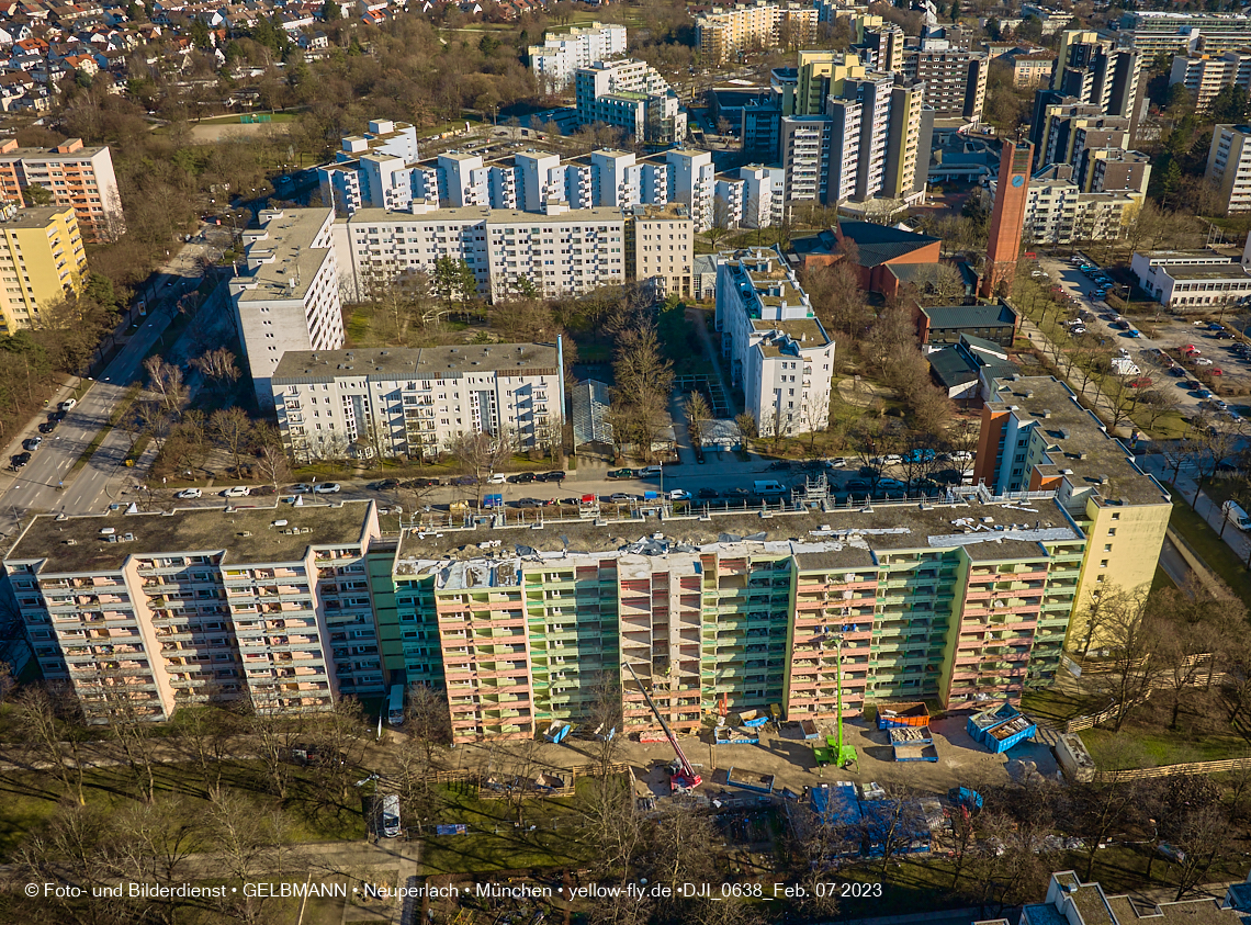 07.02.2023 - Luftbilder von der Sanierung in der Kurt-Eisner-Straße in Neuperlach